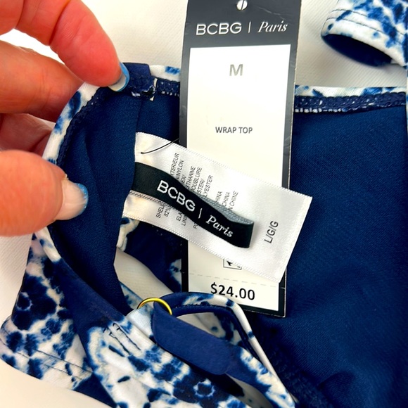 BCBG/Paris Navy Blue Tie Dye Wrap PillOn Bikini Top Adjustable Straps Large - Picture 8 of 9